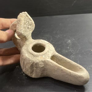 Certified museum quality Ancient Byzantine terracotta oil lamp circa 700-800AD in good condition