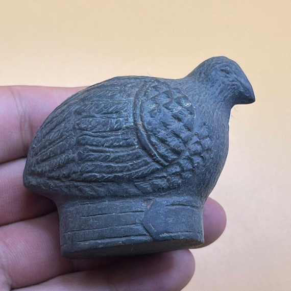 Unique Ancient Near Eastern bronze bird statue