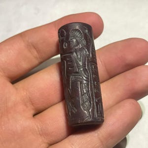 Ancient Sumerian Cylinder Seal Stamp Bead jasper Stone Babylon Intaglio Roll Bead /seal bead/stamp bead/ancient Stamp/Cylinder Bead/Old bead