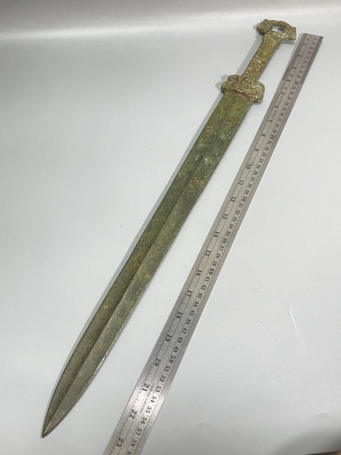 古代近東の青銅剣：コレクション用の彫刻入り柄 - Etsy 日本