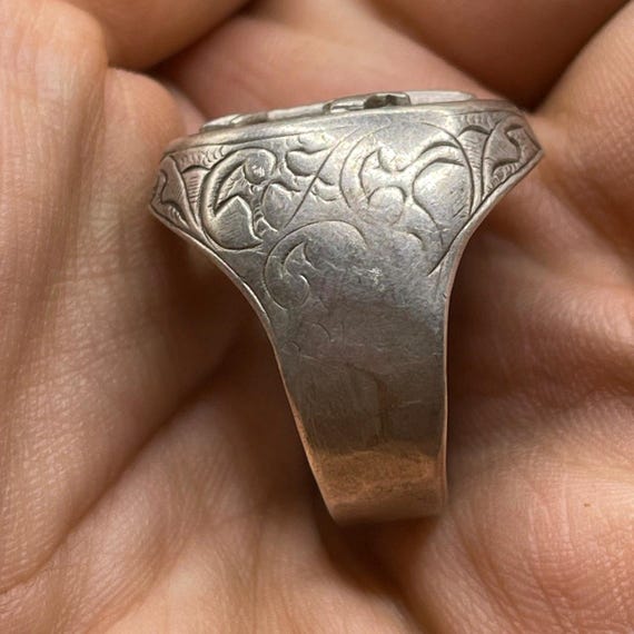 Ancient Roman Solid Silver Ring With Airplane Car… - image 8