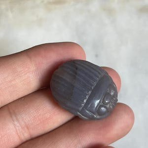 Bellissimo antico agata egiziana bambino scarabeo amuleto intaglio sigillo timbro perlina