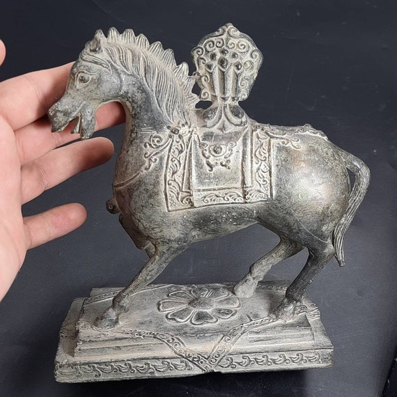 青銅製馬の彫刻 アンティーク 青銅製 馬の彫刻 約25cm 置物 馬 工芸
