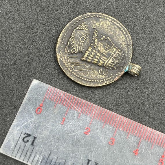 精巧な古代王国オロデス王のブロンズ製本物コインペンダント - Etsy 日本
