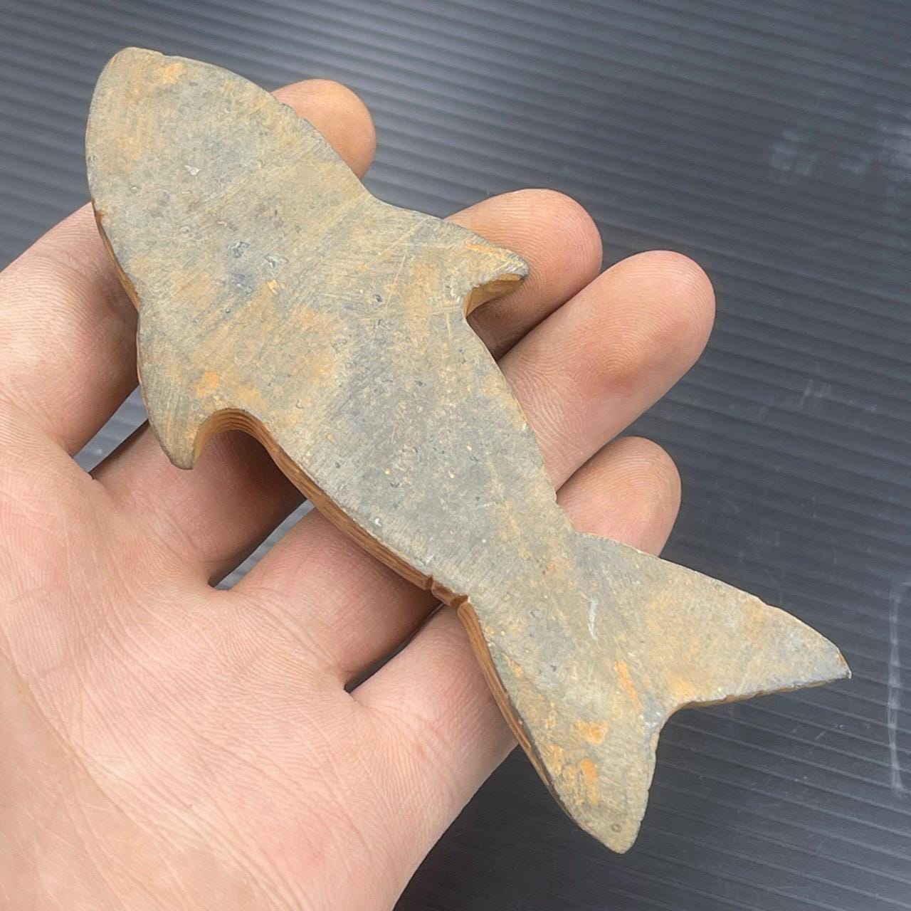 平安時代 魚彫刻 石 ユニークな古代細菌石魚の彫刻像 - Etsy 日本