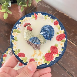 Vintage Farmhouse Country Mini Ceramic Rooster Hen Chicken Decorative Plate Set of 3