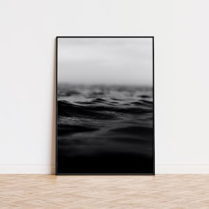 Ozean schwarz weiß Poster | Einzigartig Ocean schwarz weiß Poster | Trendige Wandkunst | Aesthetischer Ozean B & W Poster | Gedruckte Wandkunst Ozean
