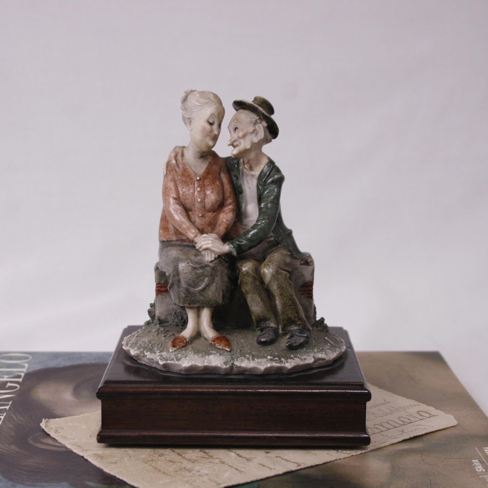 G. Armani フィギュリン 老夫婦 インテリアヴィンテージ Giuseppe Armani Old Couple Ceramic Figurine Capodimonte Elderly