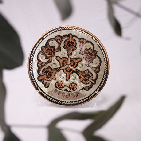 Turkish copper etched plate Vintage wall hanging dish Hand made floral plate Erzincan