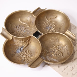 Vintage brass ashtray Ornate floral ashtray 4 spaces Collectible ashtray