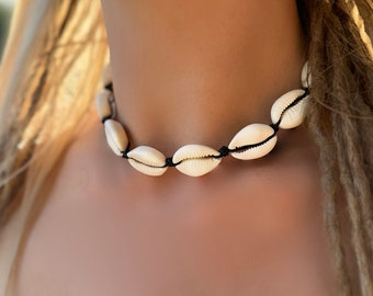 Kauri Muschel Choker: Verstellbares Schwarzes Band