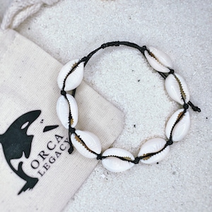 Armband met kaurischelp