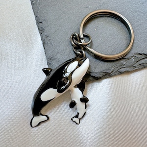 orca keychain - killer whale keyring charm