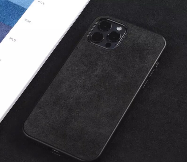 Luxurious Italian Alcantara Case for iPhone 12 Pro Max 11 Xr X Xs Max 6s 7 8 Plus Luxury Artificial Leather Business Phone Cases SE2 Cover