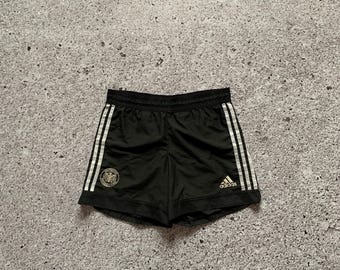 Pantalones cortos de fútbol Adidas de la selección nacional de Alemania, vintage 2002