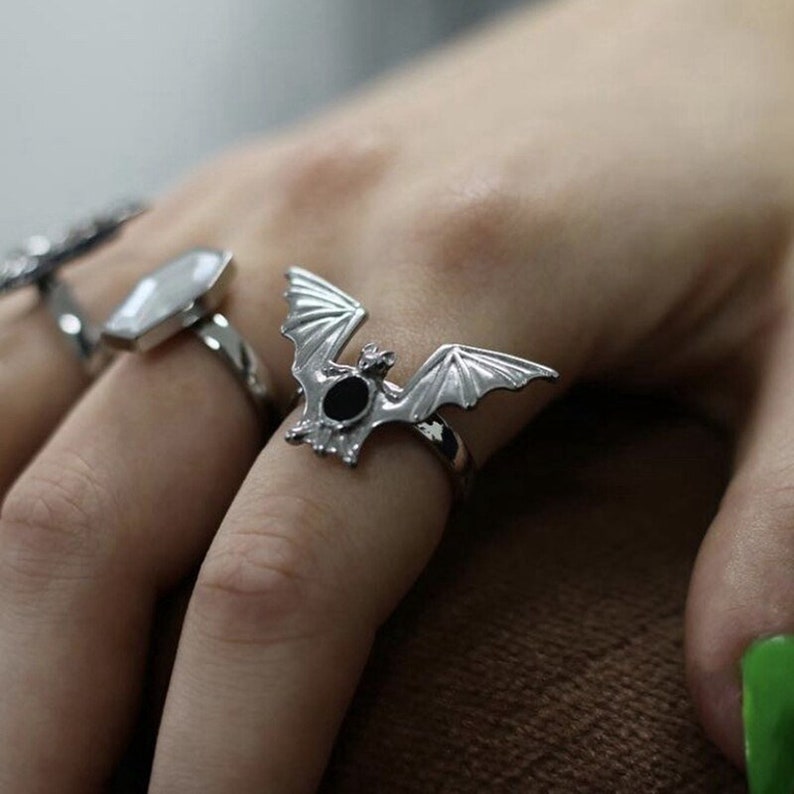 Silver Bat Ring Gothic Ring Bat Jewelry Halloween Jewelry Vampire Ring ...