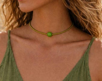 Green Beaded Choker with Jade Stone, Minimalist Necklace, Bohemian Style Jewelry, Jade Choker, Layering Necklace