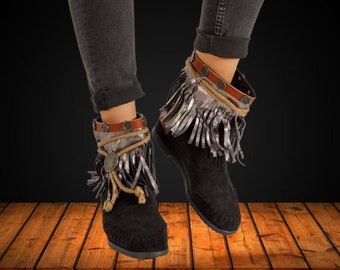 Black Fabric suede ankle boots with silver fringes Cowboy woman boots Boho black flat ankle boots Hippy booties with fringes