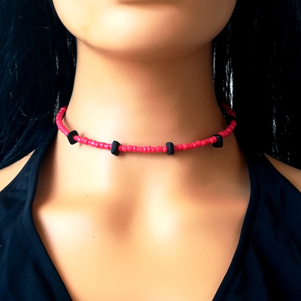 Handmade unisex red beaded choker with black wooden beads Collar choker Dainty choker Delicate beaded choker Boho beaded choker