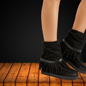 Black fabric suede platform ankle boots with fringes Cowboy woman boots Boho black ankle boots Hippy black boots Black boots with fringes