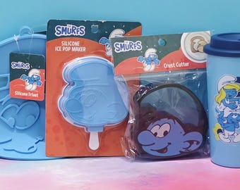 Smurf Kitchen Gift Set - 2 Silicone Trivets, Crust Cutter, Silicone Ice Pop Maker, Cup