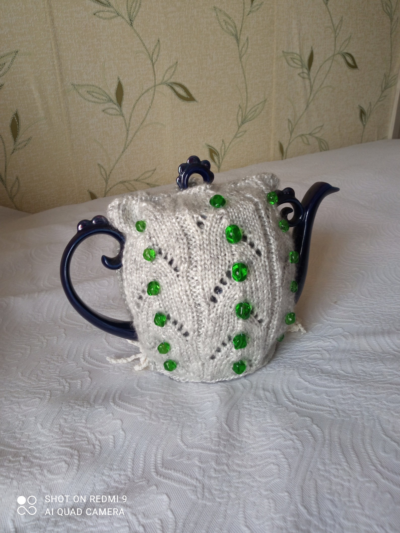 Knitted wool teapot cosy. Wool 1500ml teapot cover. The tea is Etsy