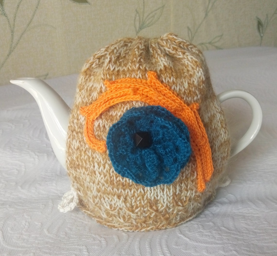Knitted wool teapot cosy. Wool 700 ml teapot cover. The tea is Etsy