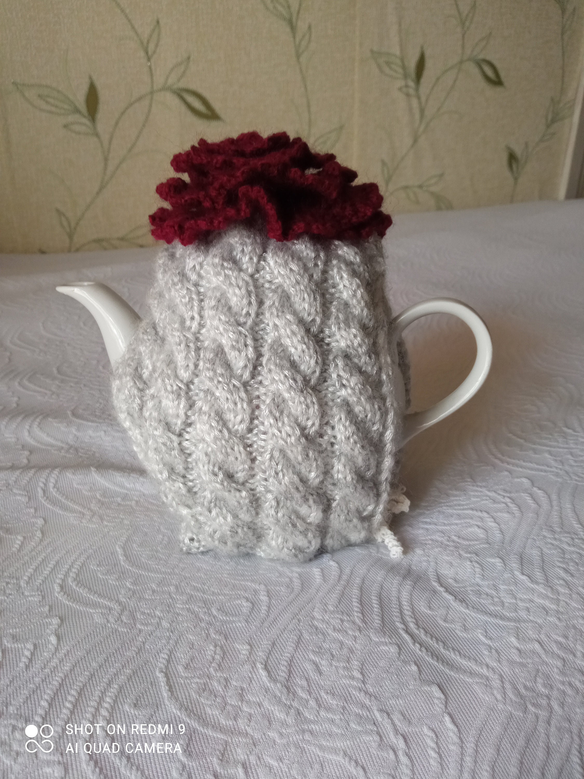 Knitted wool teapot cosy. Wool 700 ml teapot cover. The tea is Etsy