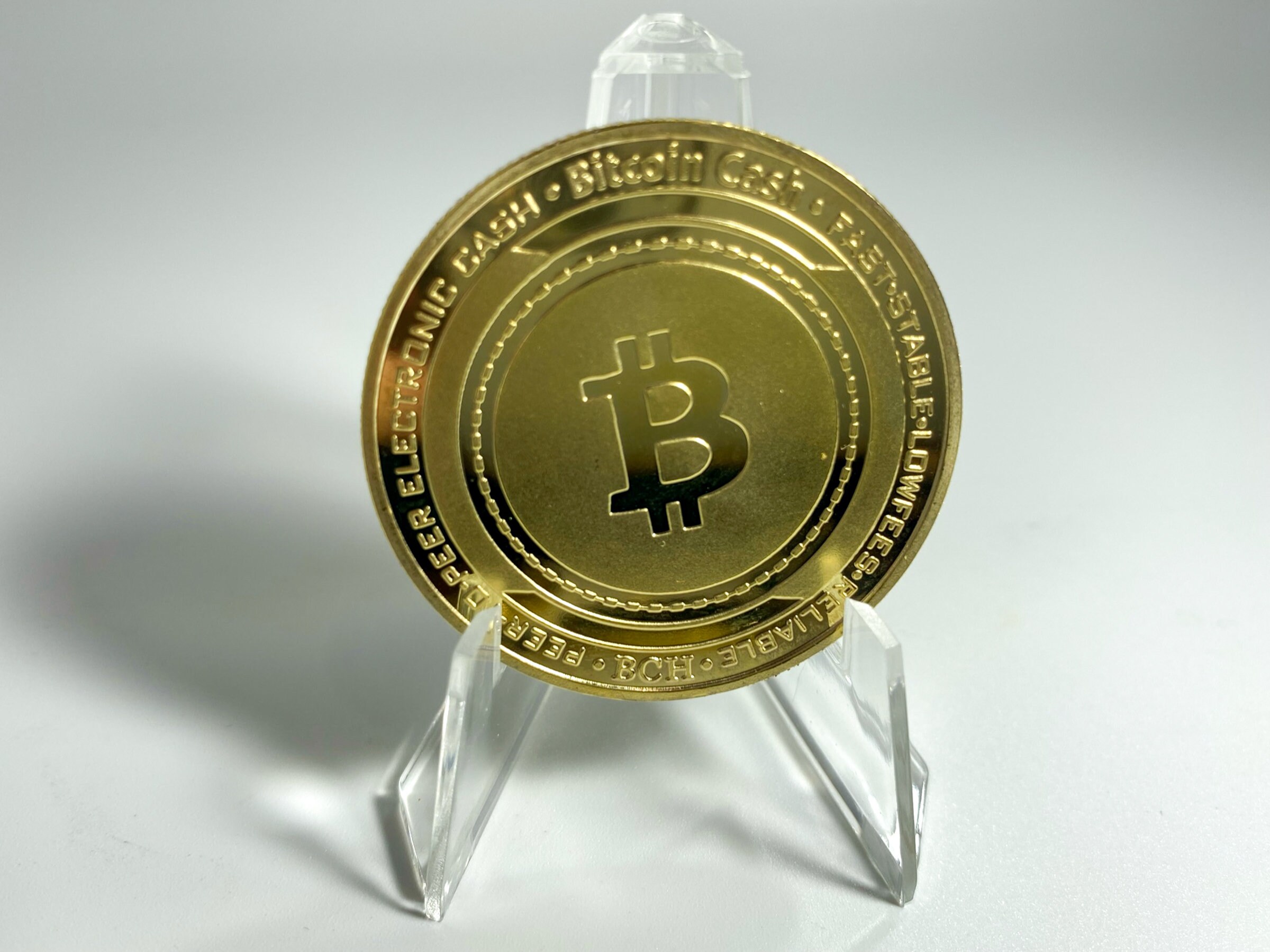 BITCOIN CASH Coin, BCH Coin, Cryptocurrency Commemorative Collectors Coin -  Iron With Gold/silver Plating - Etsy Denmark