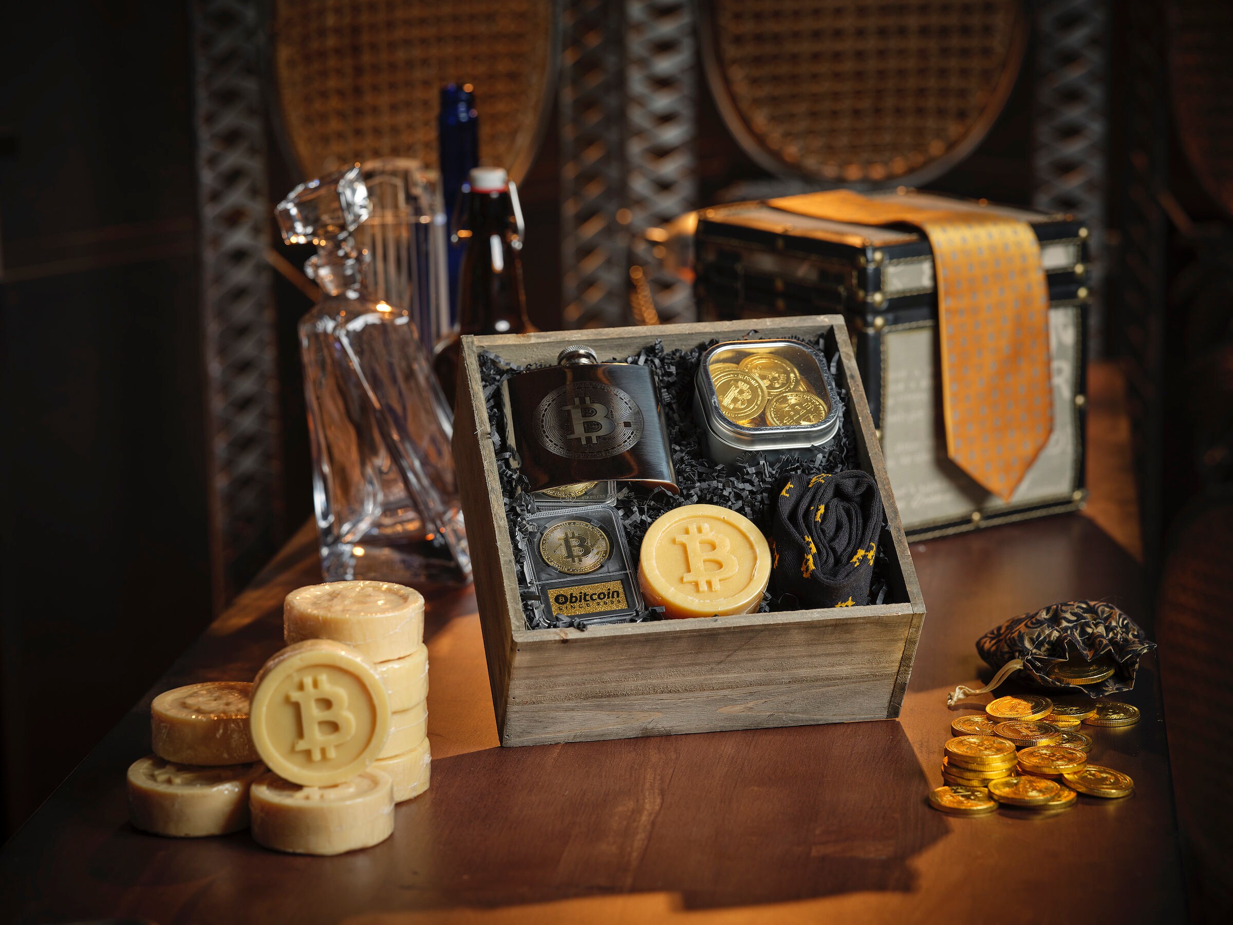 Crypto Crate, Bitcoin Gift Box and Card -curated Bitcoin Gift Box Pinewood  Special Edition - Etsy