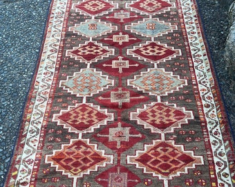 Hand-knotted Oriental Rug, Vintage, 8’4”X4’6”