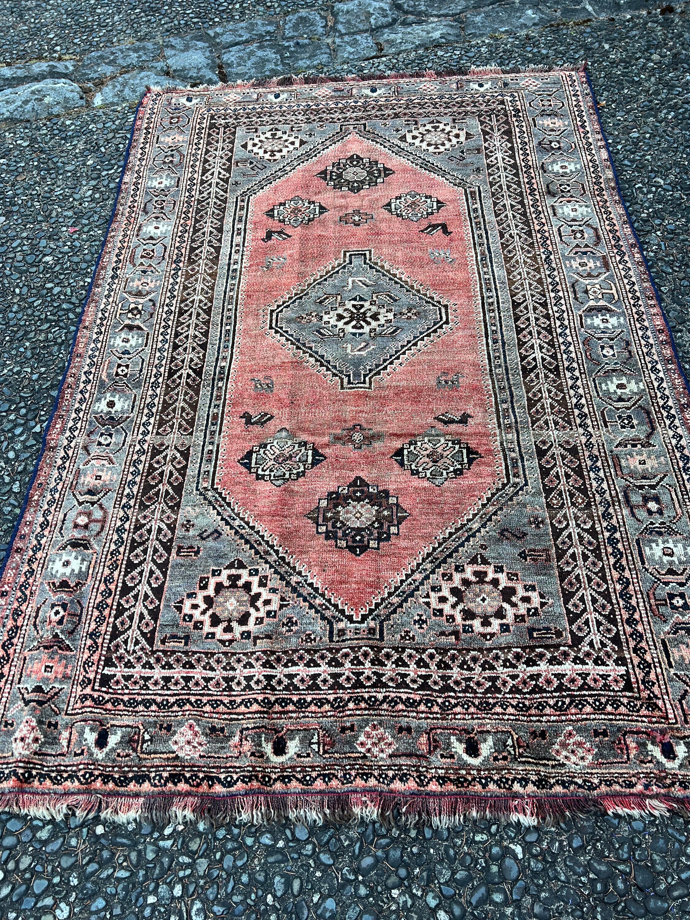 手織りオリエンタルラグ、ヴィンテージ、7'11”X5'3” - Etsy 日本