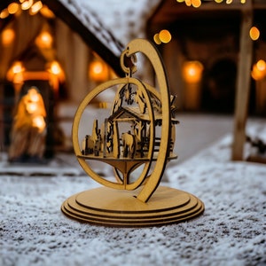 DEMDACO Weihnachts-Krippen-Kugel Elfenbeinfarben 10,2 Cm - Geschnitztes Design Für Den Christbaum