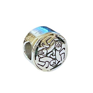 Scottish Princess 3 Bears Merida Sigil Charm