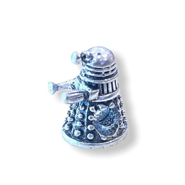 Space Robot Dalek V2 Charm