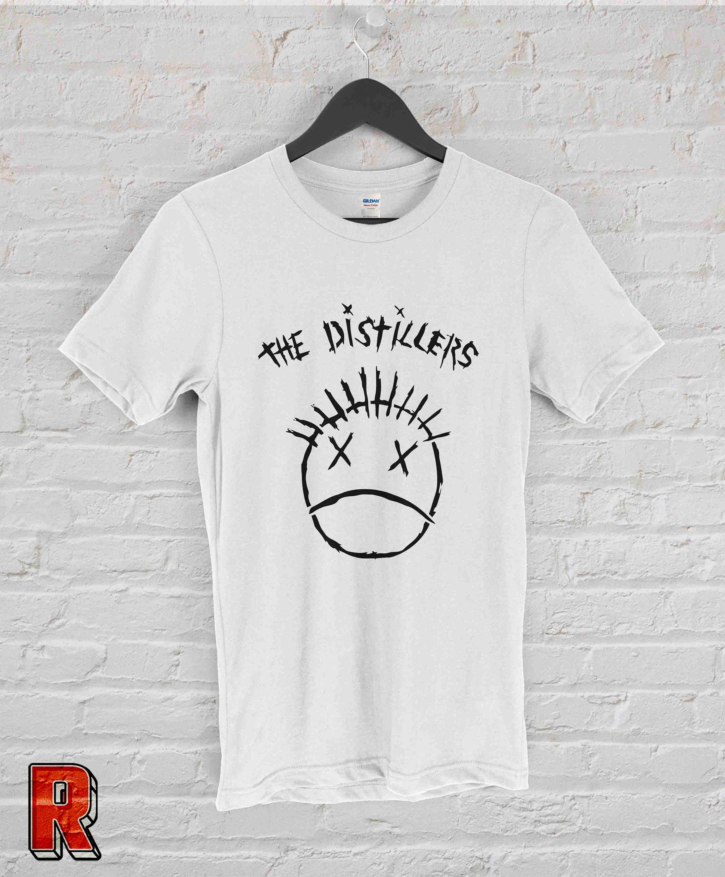 ミュージシャン The Distillers/2009'Tour T Shirt The Distillers Vintage T-shirt: American Punk Rock Band Tee
