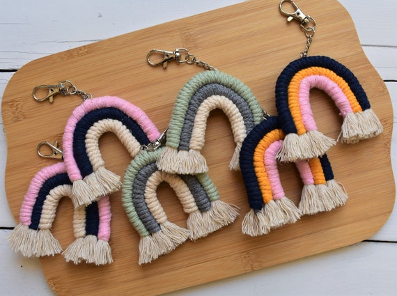 Macrame Rainbow Keychain Bag Tag Accessoire Choose Your Colour 