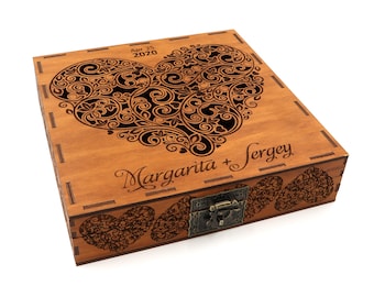9,5х9,5" Large Wooden Memory Box with personalization. For those who love. Wooden gift, wooden box, wooden box with custom design