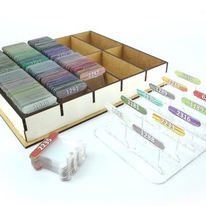 WDW Floss Plastic bobbins 1.5mm. Bobbins for storing embroidery thread