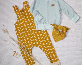 Gezellige tuinbroek voor baby's en kinderen - geruite sweatsalopet - perfect voor herfst en winter - stijlvolle waxbroek met bandjes