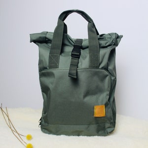 Rucksack följeslagare Olive grün Geschenk Weihnachten Backpacker Tasche unisex Wickel Wickelrucksack Daypack Rolltop Bild 2