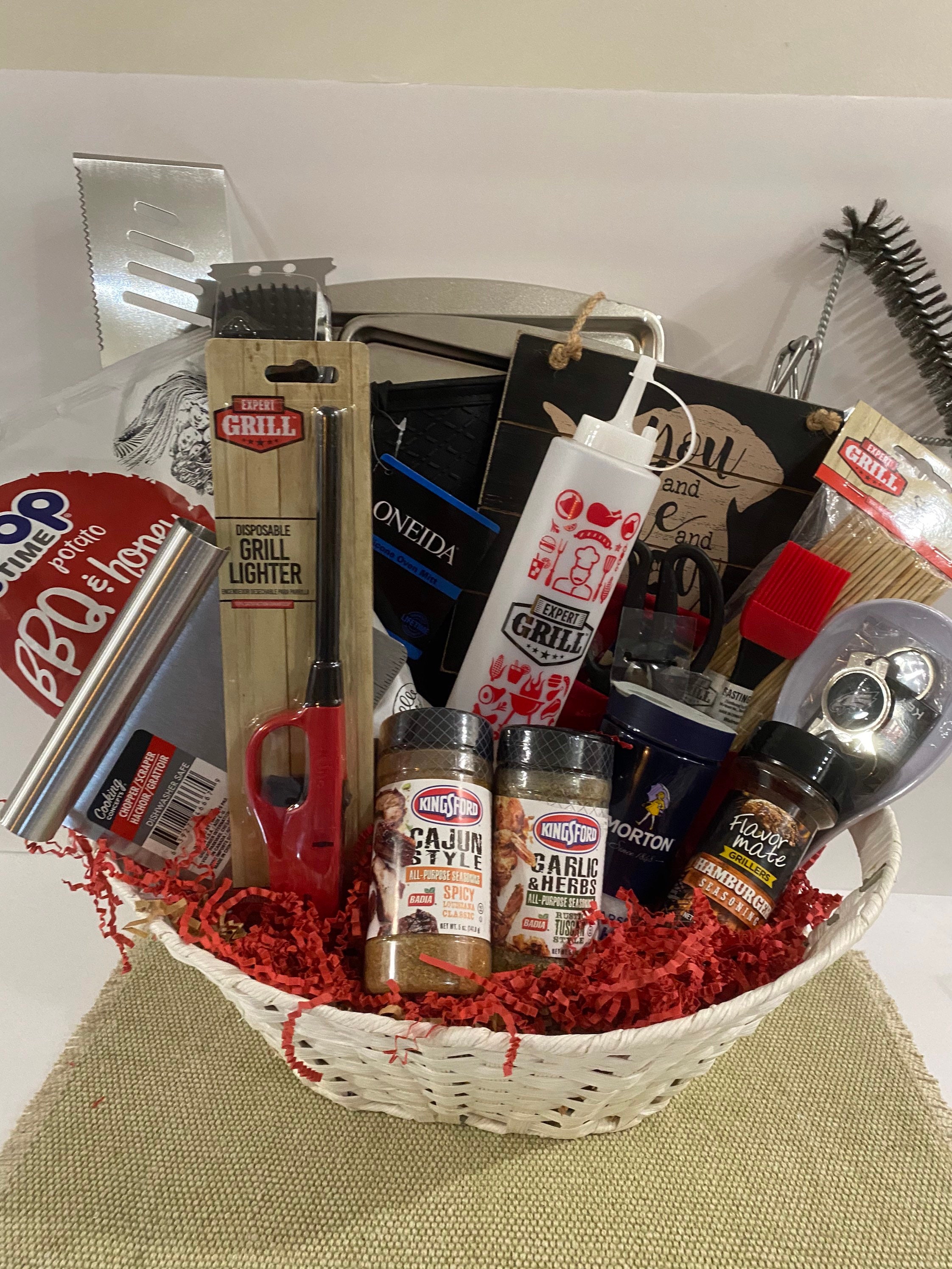 BBQ Gift Basket  Bbq gift basket, Bbq gifts, Grill gift basket