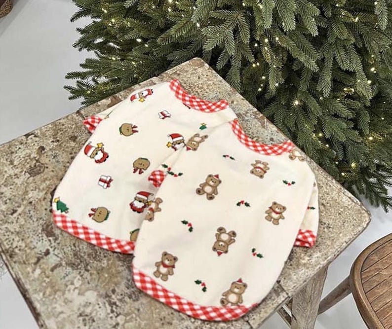 Santa Tree T-shirts, XS-2XL, Pet Sweater, Christmas Wear for Dog, Gift Idea for Furry Friends, Dog Apparel, Dog Costume image 1