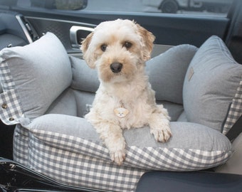 OWOW California's Car Seat Bag Allows Your Pup to Travel in Style