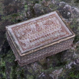 Petite boite carton / Plumes, Porte-mine (vide) / Longueur 6 cm / Collection boites anciennes / Papeterie, Origine France / Début XXe siècle