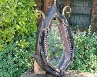 Antique leather horse collar with integrated mirror / Superb decorative object / Solid and rustic / Genuine leather / Made in France