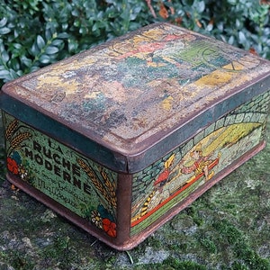 Old iron biscuit and sugar box / The modern hive, Cakes, Pastries / Collection of old French illustrated boxes