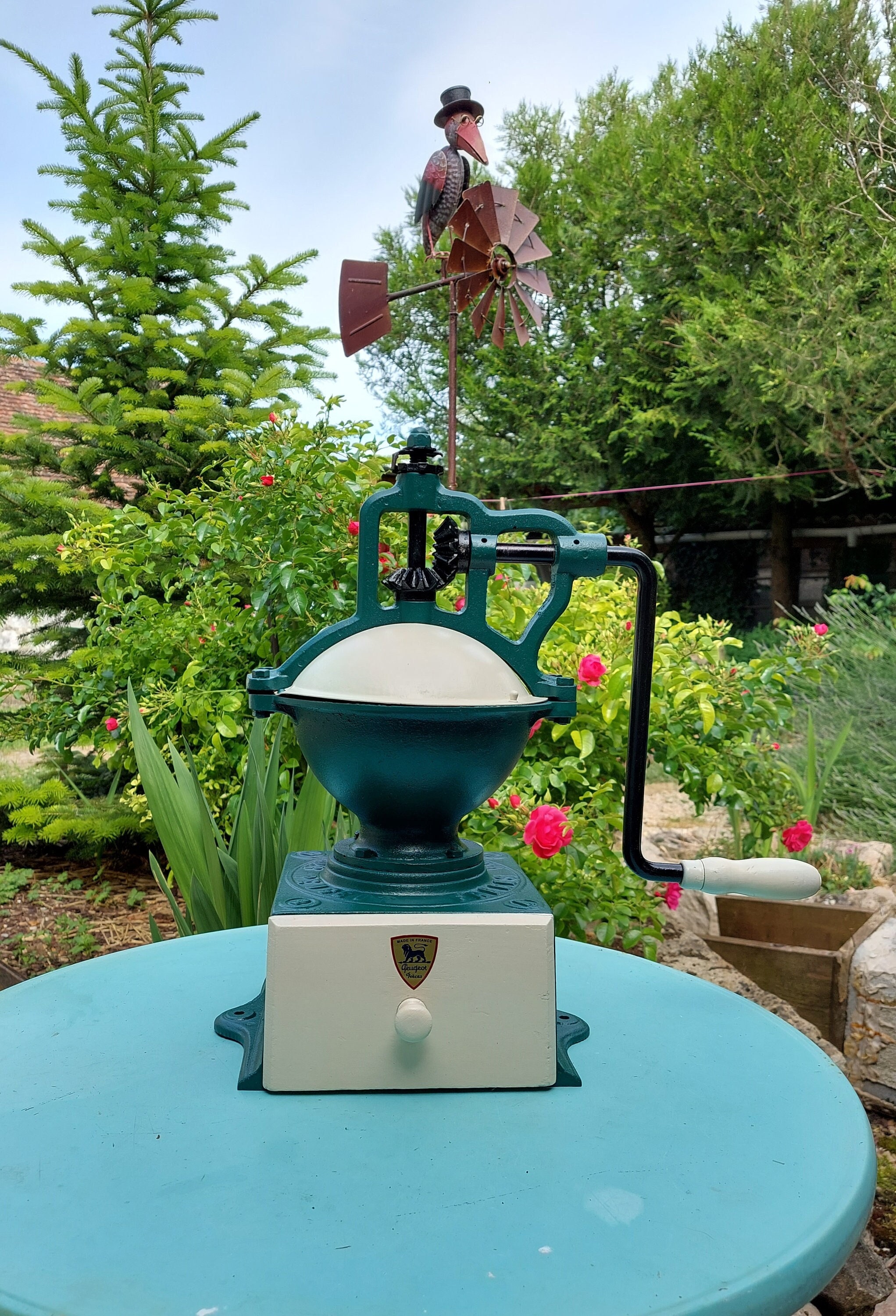 Antique countertop coffee grinder / PEUGEOT FRERES brand / Model A2 / Fully restored and in perfect working order / Superb!