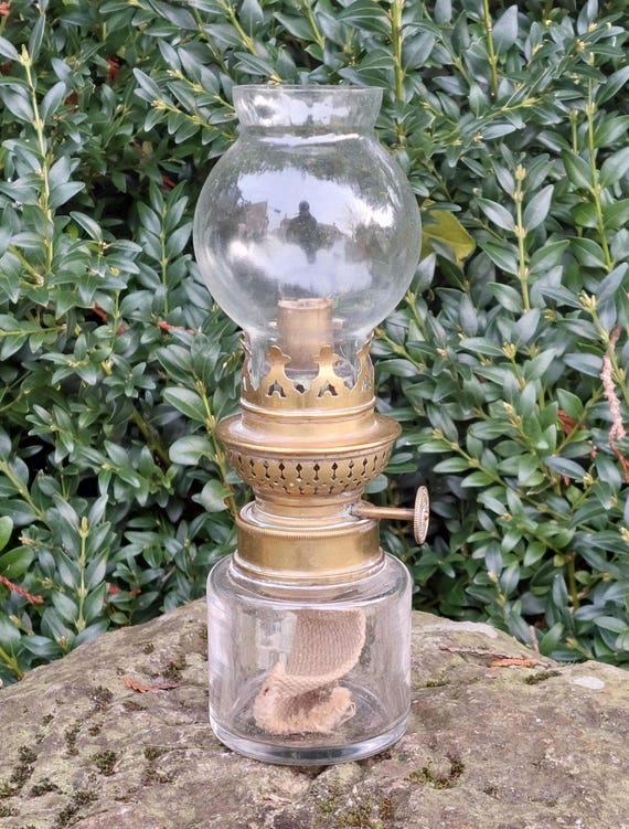 古いオイルランプ / 19 世紀後半、20 世紀初頭 / フランス製