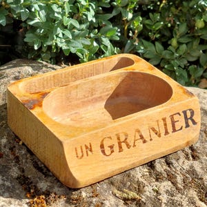 Counter clog / bistro card and token box / LE GARNIER brand / 1930s-1950s / Wooden advertising item / Bistro, Bar